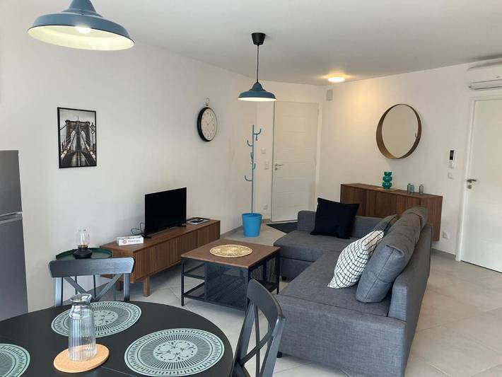 Location de vacances pour 6 personnes, avec vue et jardin, animaux acceptés à Saint-Nizier-sous-Charlieu