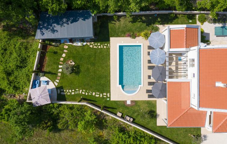 Location de vacances pour 8 personnes, avec jardin à Svetvinčenat - 4