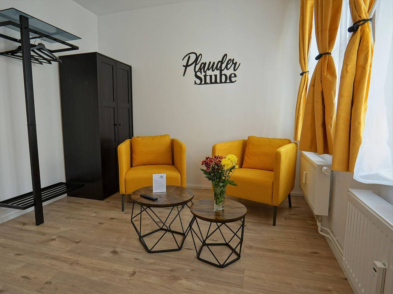 Ganze Wohnung, Willkommen im Hogulu - Haus 1, Appartement 3 in Brandenburg an der Havel! in Brandenburg an der Havel