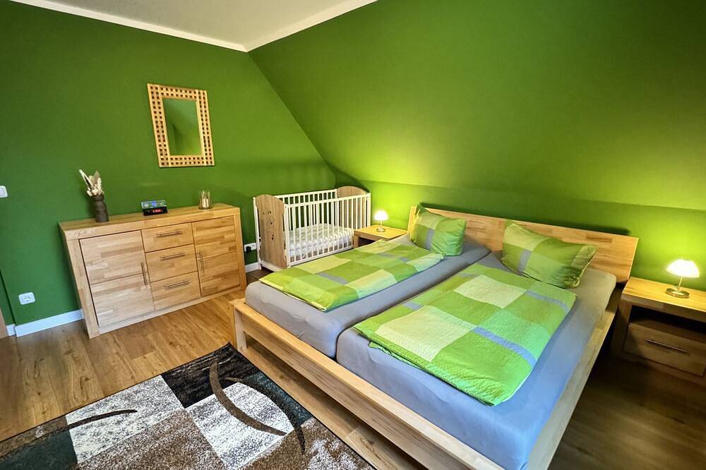 Ferienwohnung-direkt-am-Skihang mit Sauna in Oberwiesenthal, Erzgebirge