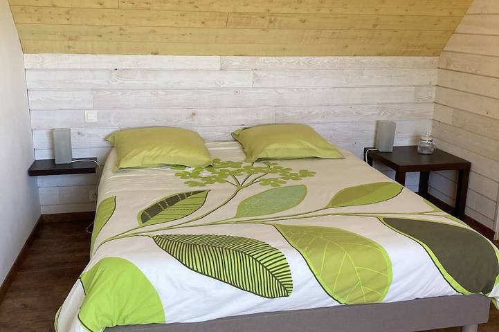 Location de vacances pour 5 personnes, avec piscine et jardin à Guiler-sur-Goyen - 4