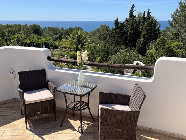 Gîte pour 5 personnes, avec jardin ainsi que piscine et terrasse à Porches - 4