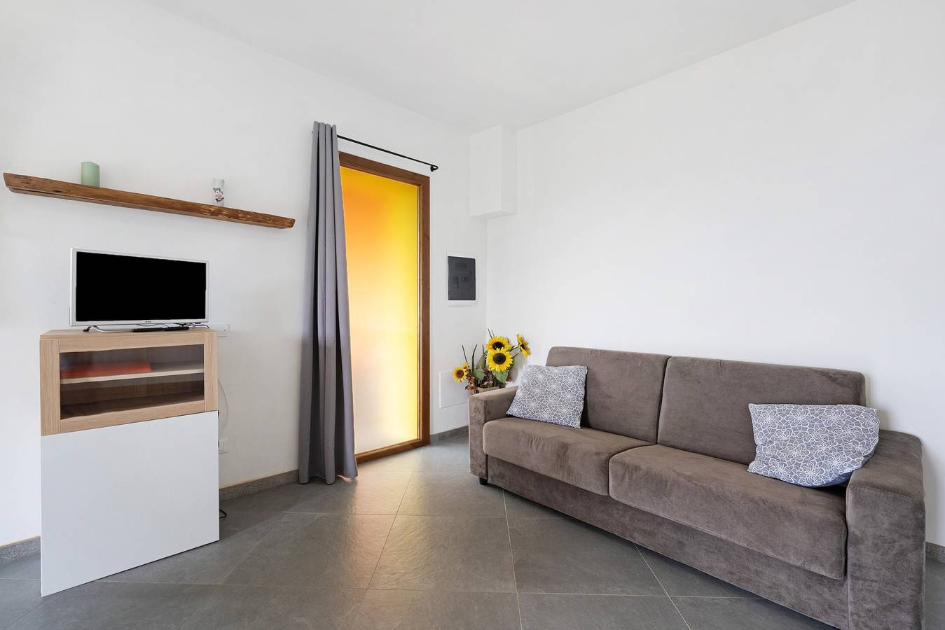 Ganze Wohnung, Ferienwohnung 'Camera 5' mit Bergblick, Wi-Fi und Klimaanlage in Zignago, La Spezia Provinz