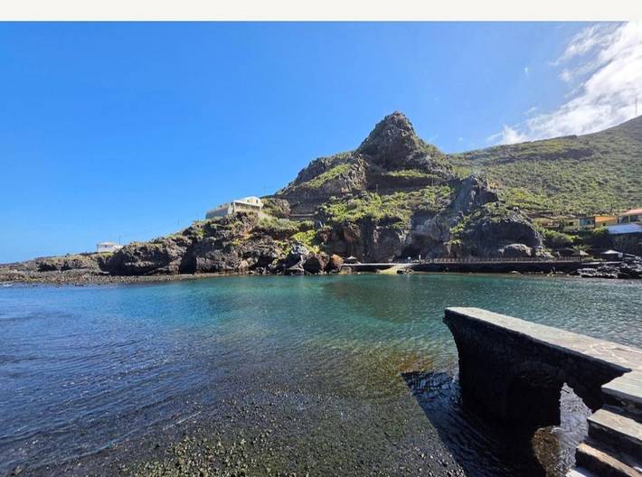 Chalet para 6 personas, con jardín además de vistas y piscina - 1