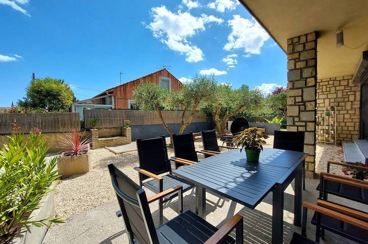 Maison de vacances pour 8 personnes, avec terrasse et jardin à Aimargues