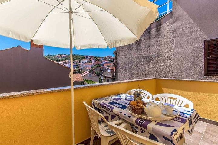 Ferienwohnung für 4 Personen, mit Balkon in Vrbnik