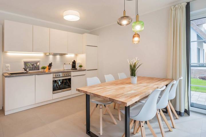 Moderne Ferienoase im Fischerdorf mit Garten, Sauna & viel Platz für die Familie in Zirchow, Usedom