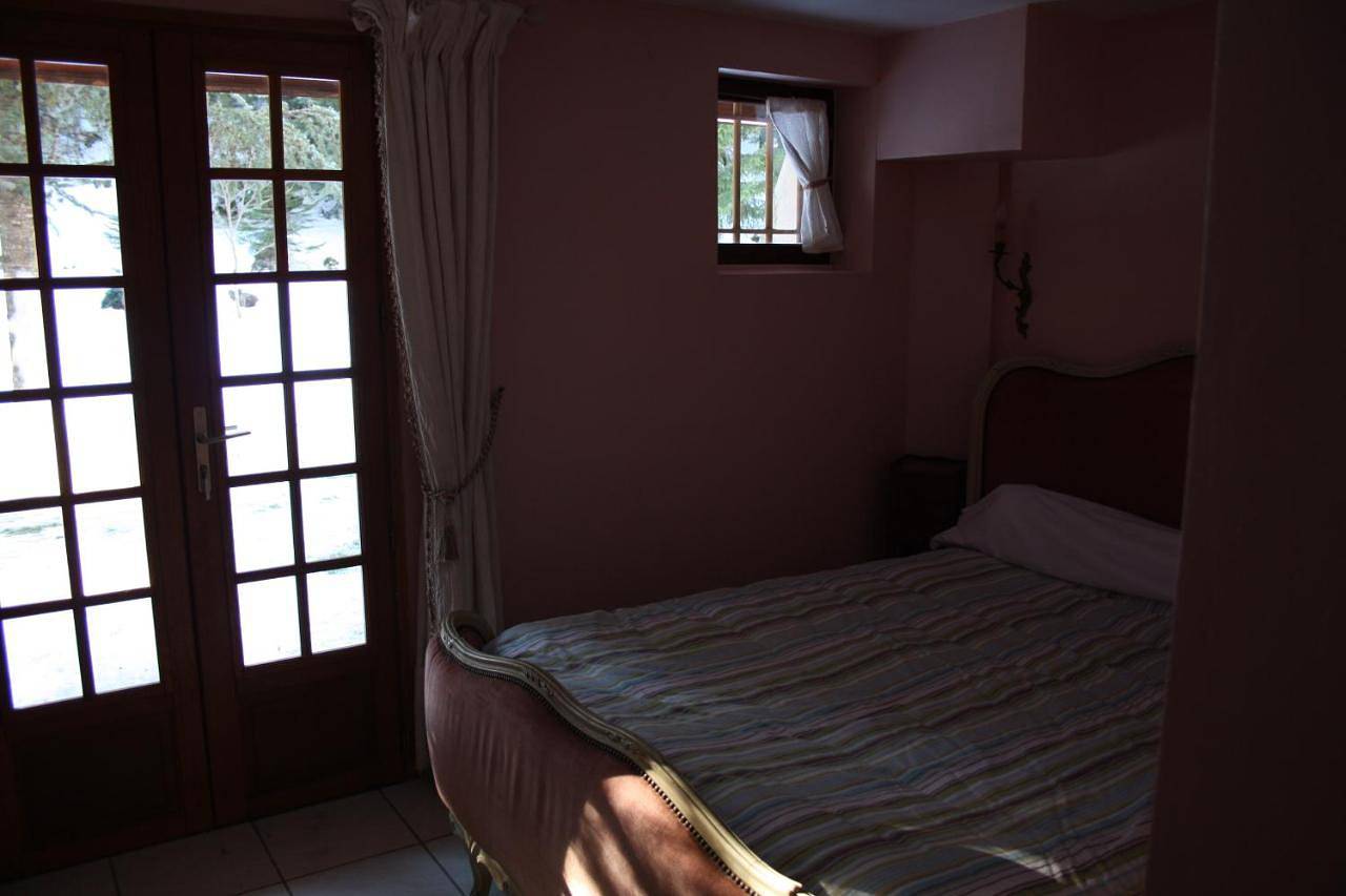 Double Room with Private Bathroom in La Bollène-Vésubie, Côte méditerranéenne (France)