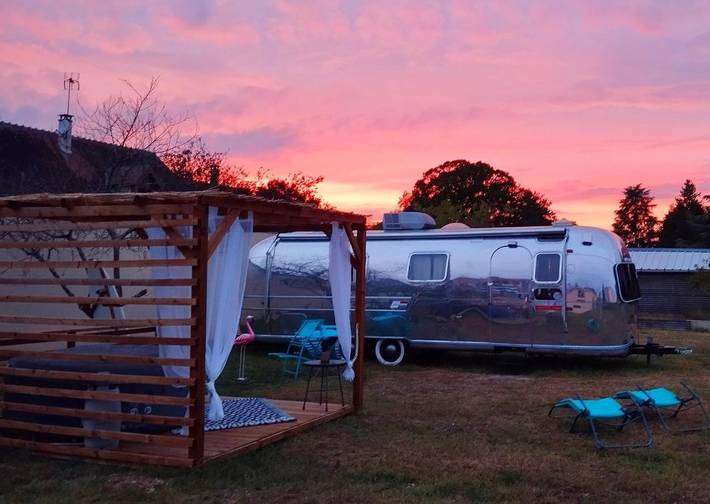Camping pour 3 personnes, avec jacuzzi ainsi que jardin et terrasse dans Indre - 2