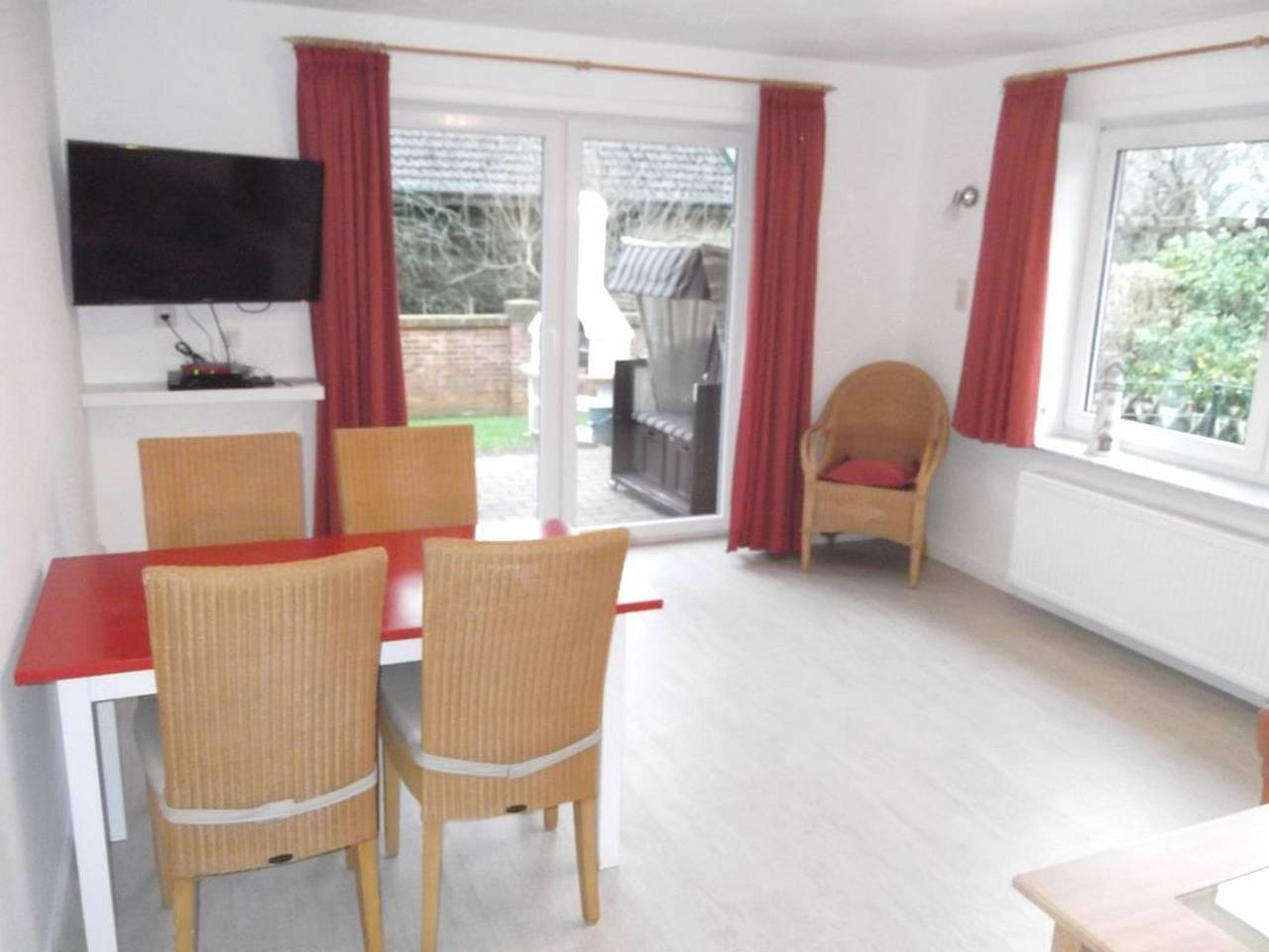 Ganze Ferienwohnung, Halligweg 3a, Haus Kerstin - Halligweg 3a, Haus Kerstin in Wyk auf Föhr (Stadt), Wyk auf Föhr