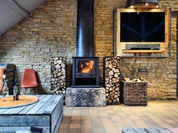 Gîte pour 29 personnes, avec jardin ainsi que sauna et piscine dans Sainte-Cécile (Florenville)