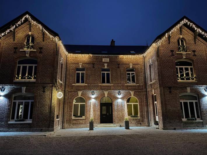 Maison d’hôte pour 2 personnes, avec piscine ainsi que jardin et vue