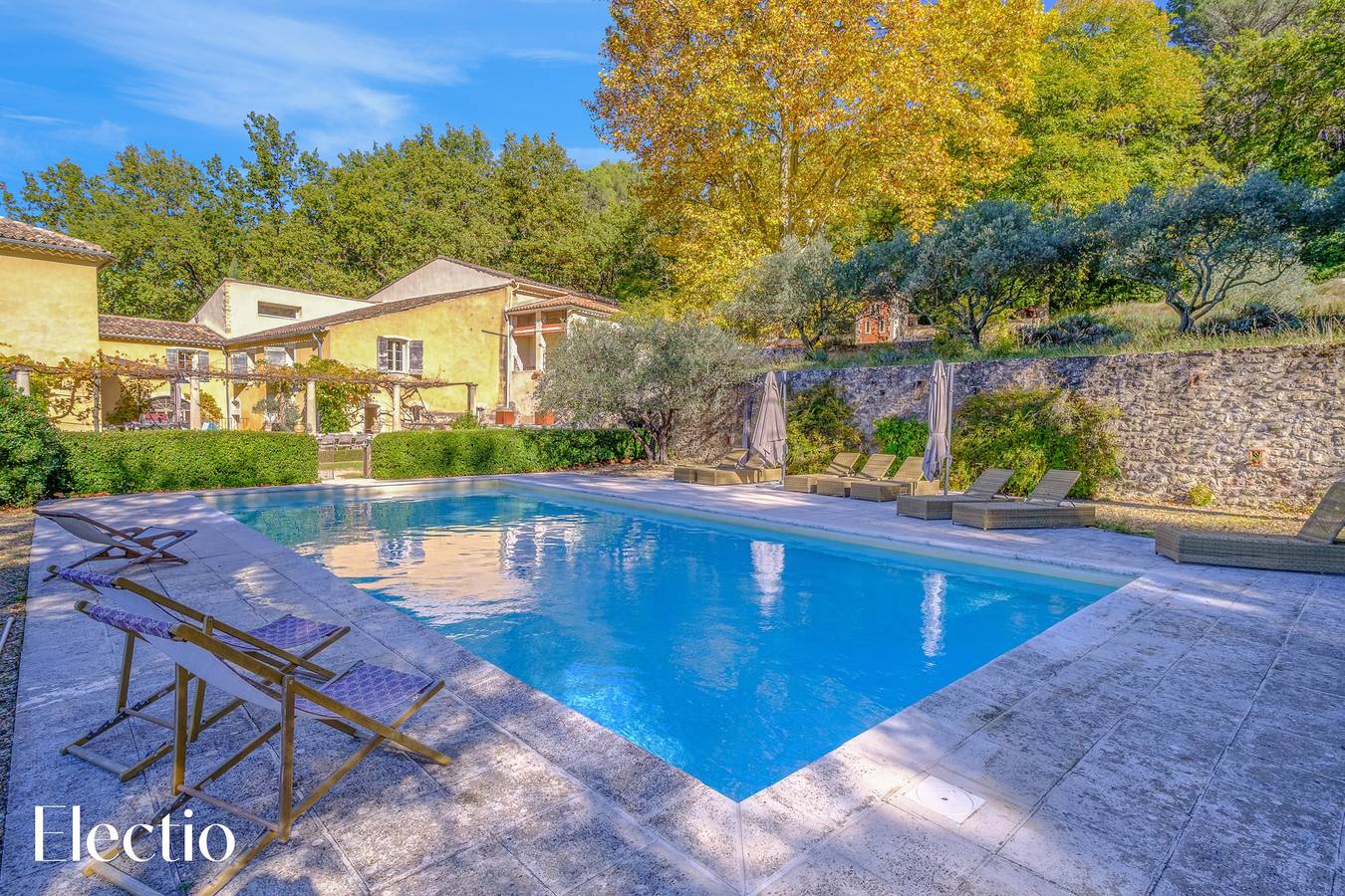 La Maison | Château Constantin in Cadenet, Parc naturel régional du Luberon