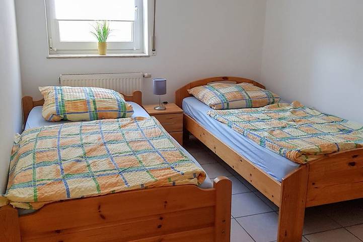 Ganze Wohnung, Moderne Ferienwohnung in der Vulkaneifel zwischen Nürburgring und den Maaren in Uersfeld, Vulkaneifel
