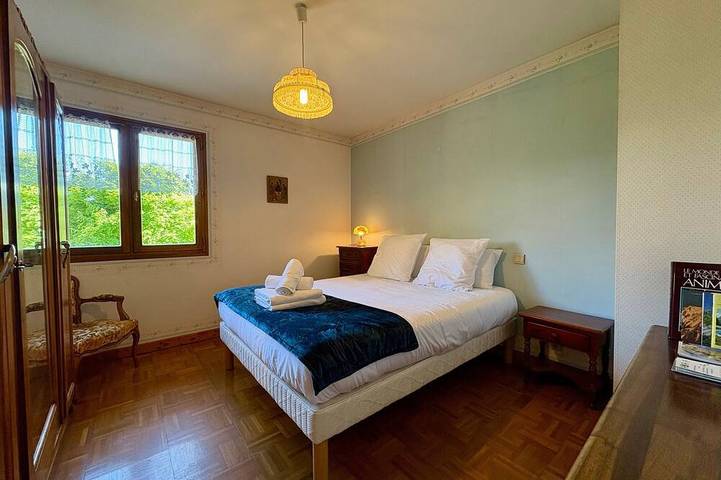 Location de vacances pour 4 personnes, avec jardin à Saint-Pierre-d'Albigny - 4