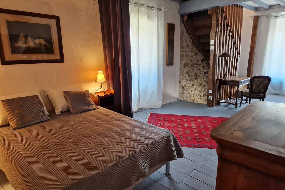 Le Vieux Fusil. Gîte De Montagne in Freychenet, Ariège