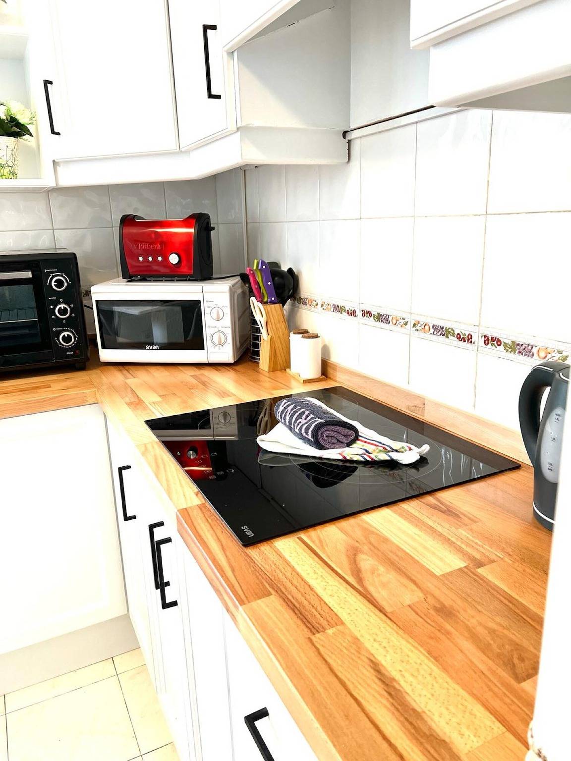 Mooi Vakantie Appartement "Apartamento Delfín 2" met Zwembad, Terras & Wifi, foto 7