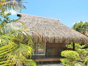 Maison d’hôte pour 4 personnes, avec jardin ainsi que piscine et terrasse dans Huahine