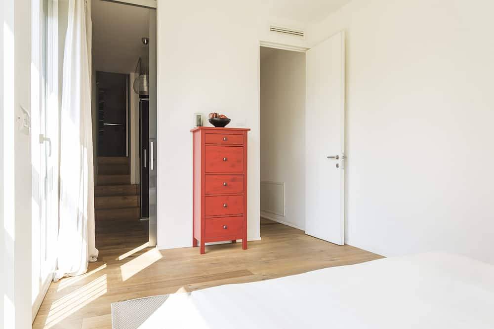 Stylish Central Loft With Garden: 3 Bdr, 8 Guests in Mailand, Mailand Provinz