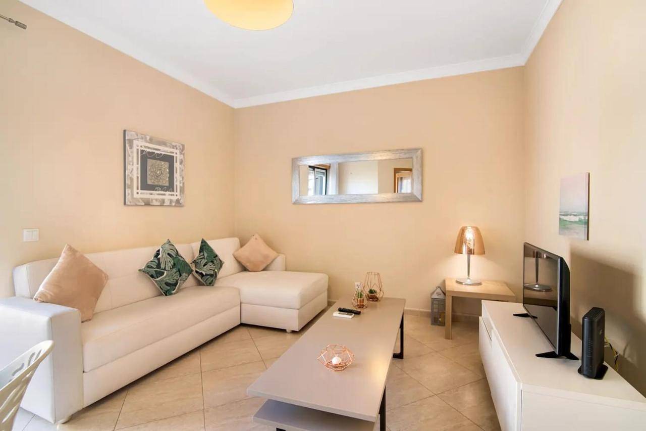 Apartamento inteiro, One-Bedroom Apartment in Almancil, Ria Formosa