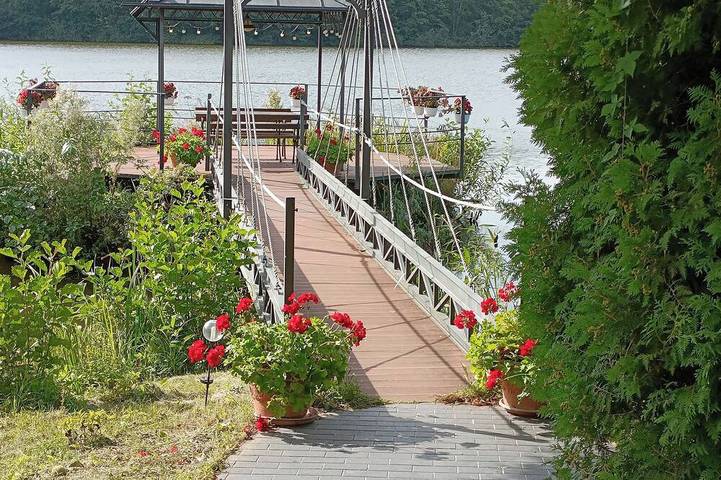 Ferienhaus für 22 Personen, mit Sauna und Whirlpool sowie Garten - 1