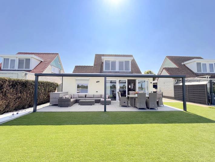 Ferienhaus für 9 Personen, mit Garten in Stevensweert