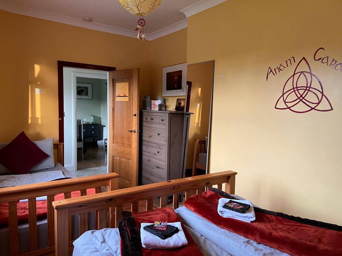 Twin Room with Shared Bathroom in Glenties, County Donegal