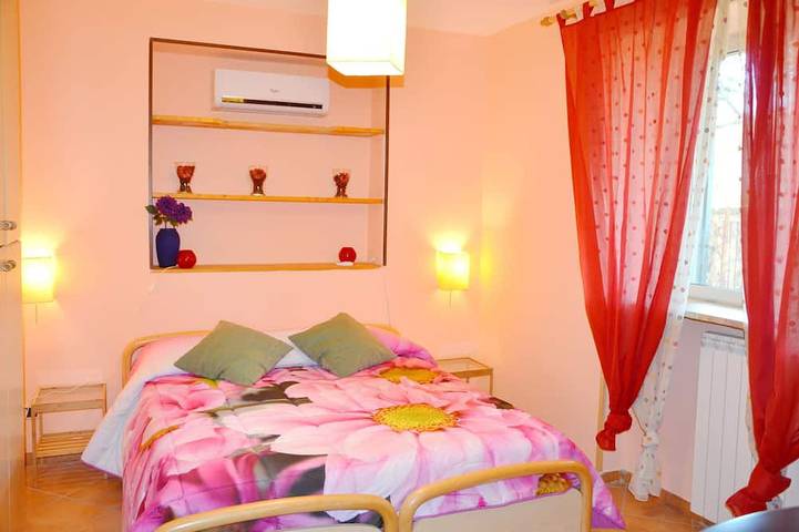 Ganze Wohnung, Wohnung \"B\" in Villa mit Garten, Parkplatz und Wlan in Ercolano, Nationalpark Vesuv