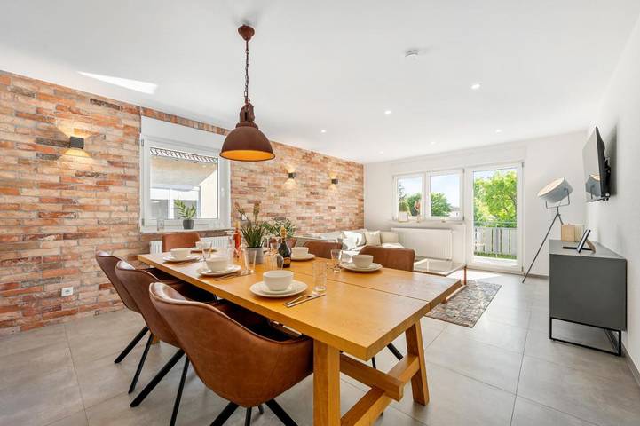 Ferienwohnung für 7 Personen, mit Balkon und Terrasse