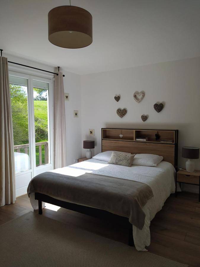 Gîte pour 2 personnes, avec Balcon ainsi que Jardin et Vue à Leyme