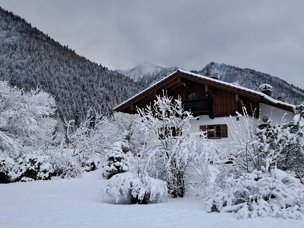 Ganze Ferienwohnung, Haus Pacalulu - Haus Pacalulu Ferienwohnung 2 in Fischbachau, Spitzingsee