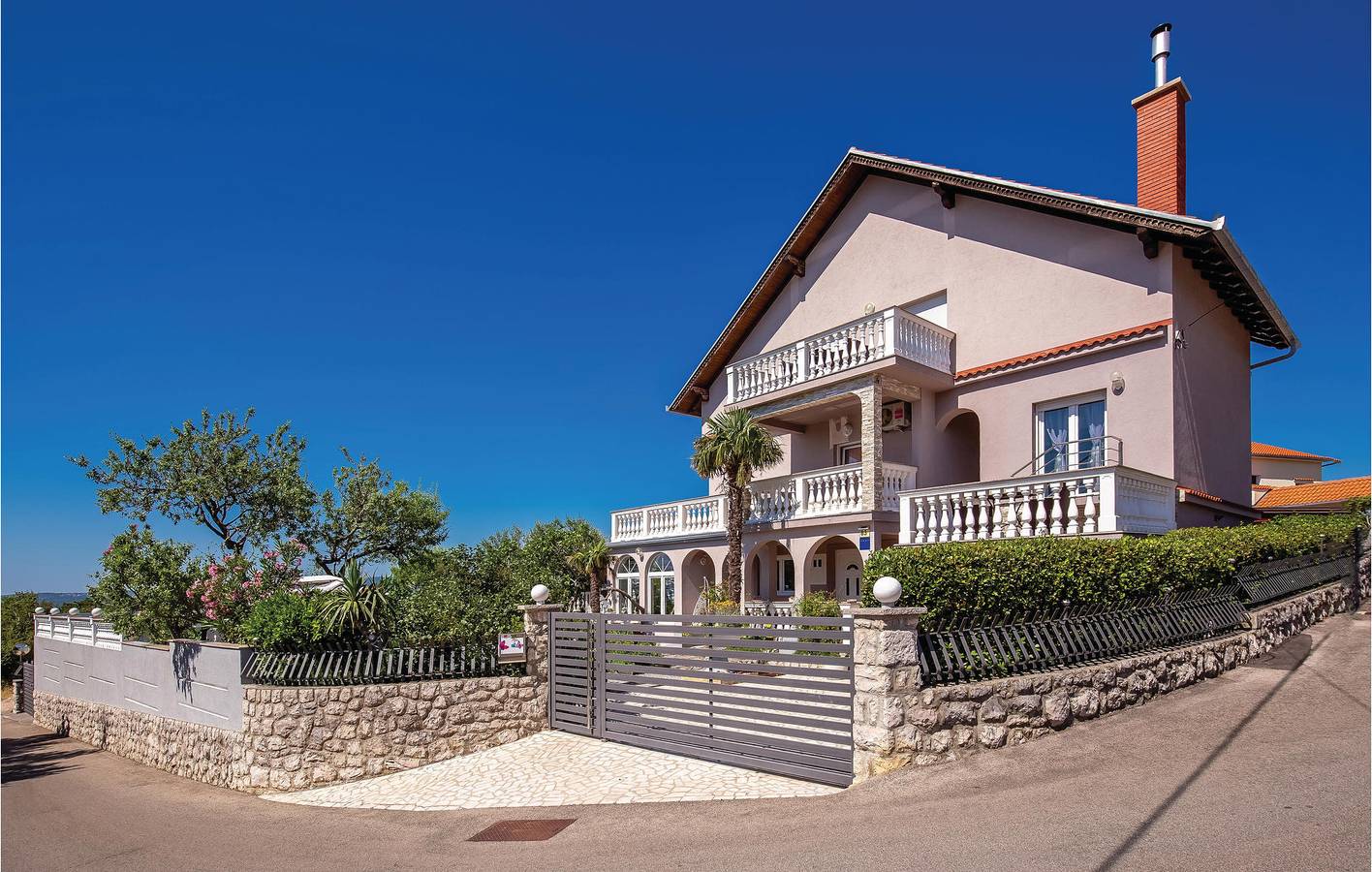 Ferienhaus für 12 Personen mit Terrasse in Crikvenica, Primorje-Gorski Kotar