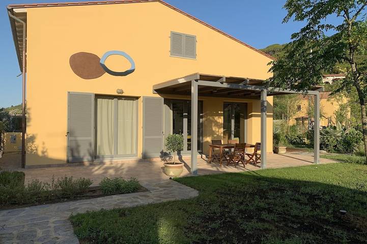 Ferienhaus für 7 Personen, mit Garten und Terrasse auf Elba