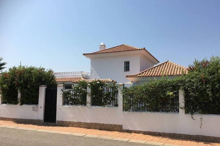 Villa pour 8 personnes, avec jardin et balcon - 1