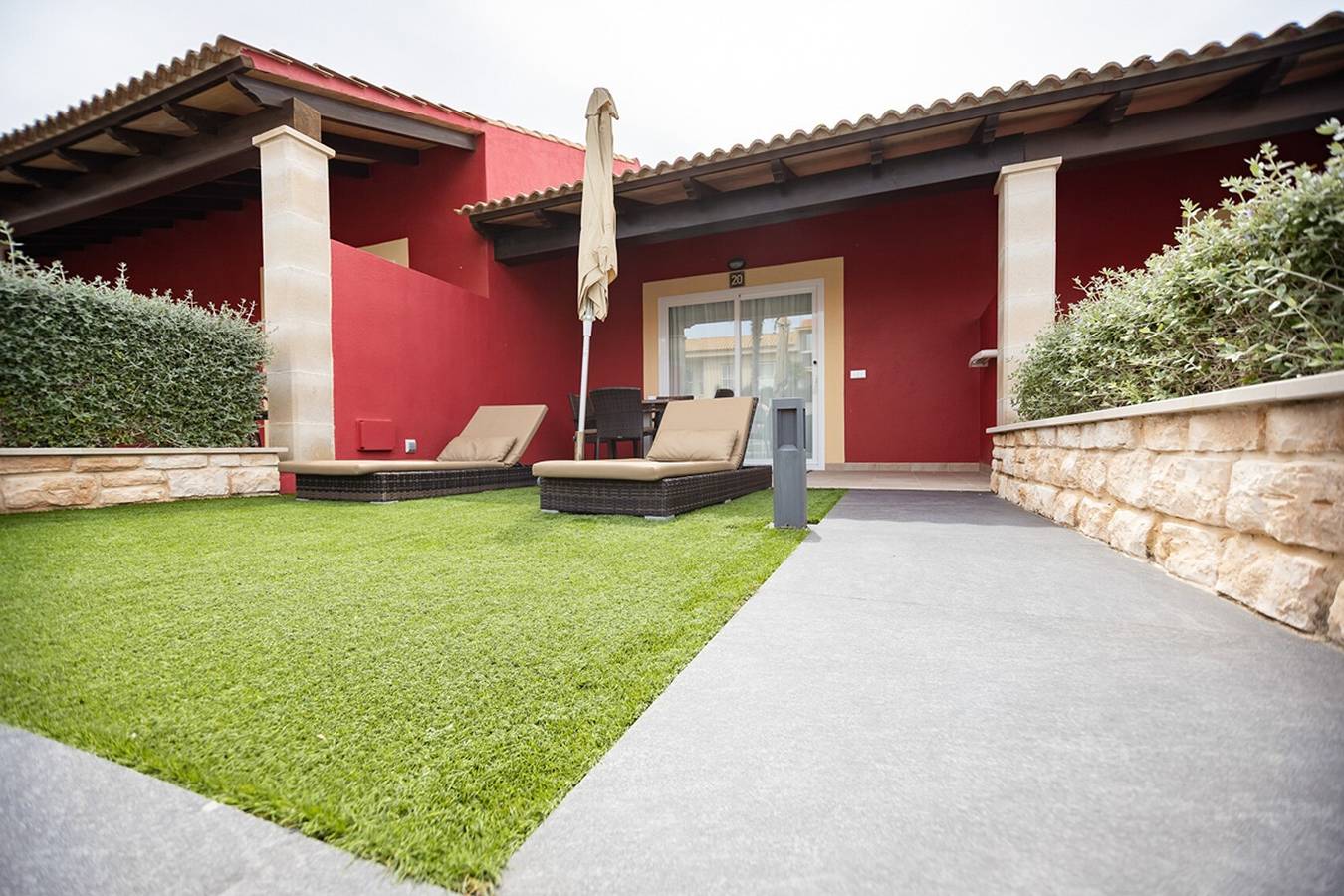 Apartamento 'Standard 1' con piscina compartida, Wi-Fi y aire acondicionado in Cala Rajada, Capdepera