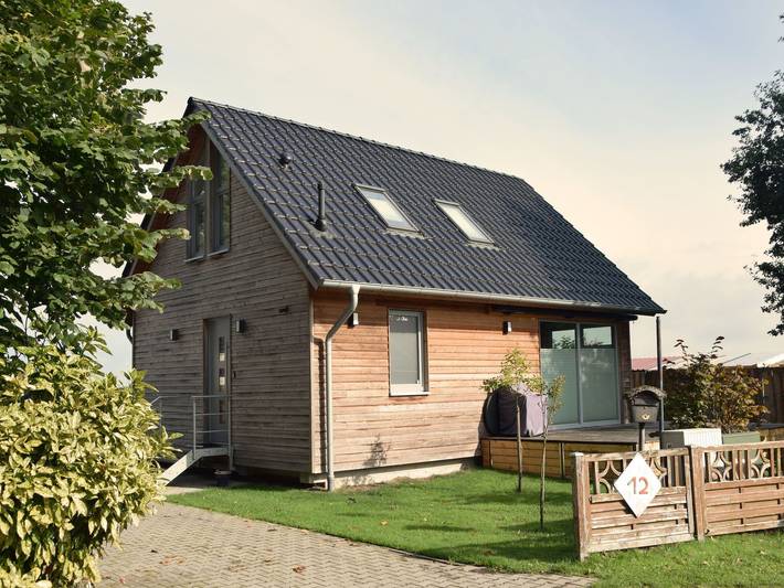 Strandhaus für 6 Personen, mit Terrasse und Garten, kinderfreundlich in Ostfriesland