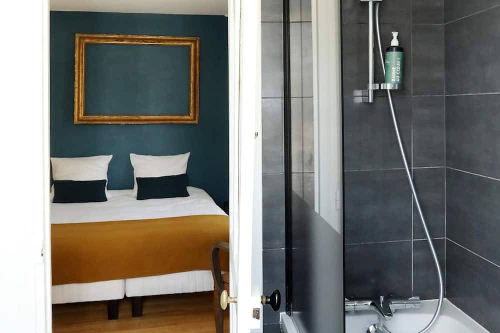 Entire apartment, Lavarande Suite In the Heart of Senlis in Senlis, Oise