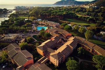 Gîte pour 2 personnes, avec bassin pour enfant et piscine, animaux acceptés à Mandelieu-la-Napoule