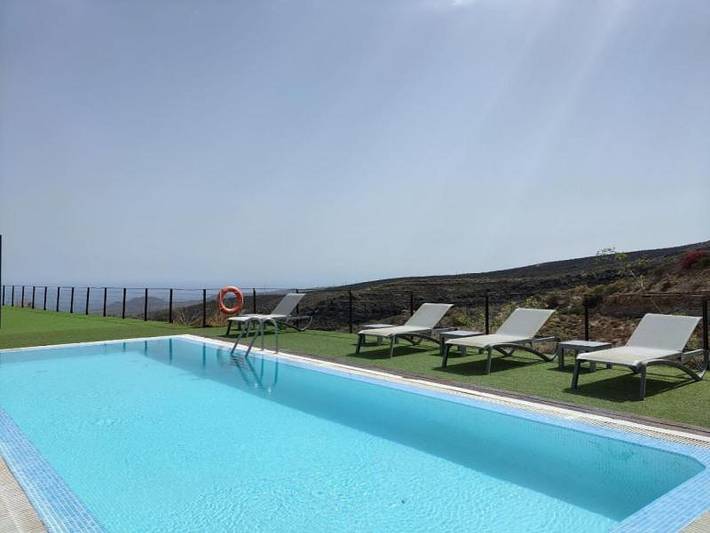 Casa rural para 10 personas, con vistas y terraza además de piscina y jardín en Arico - 2