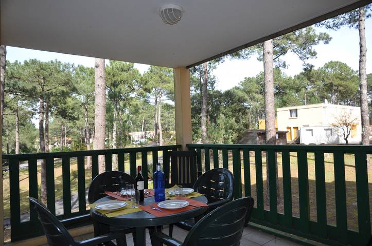 Gîte pour 4 personnes, avec terrasse, adapté aux familles à Carcans - 2