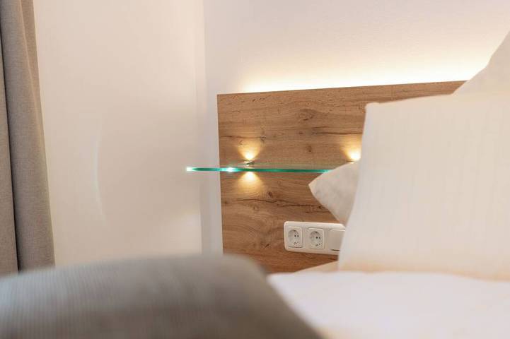 Chalet für 4 Personen, mit Whirlpool und Sauna sowie Garten in Drachselsried - 2