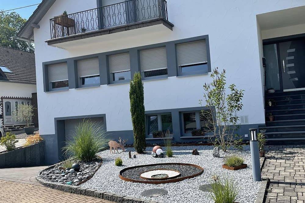 Ganze Wohnung, Ferienwohnung Waldeck - Appartement/Fewo, Bad, Wc in Losheim am See, Saar-Nahe-Bergland