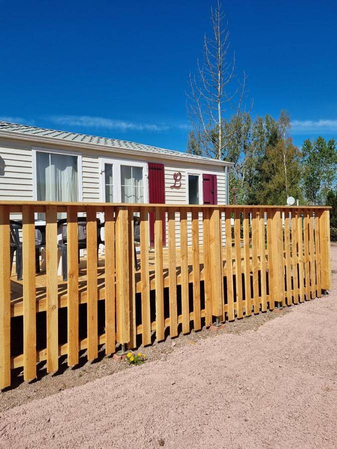Location de vacances pour 6 personnes, avec Terrasse et Jardin ainsi que Vue sur le lac et Vue dans Le Mayet-de-Montagne - 2