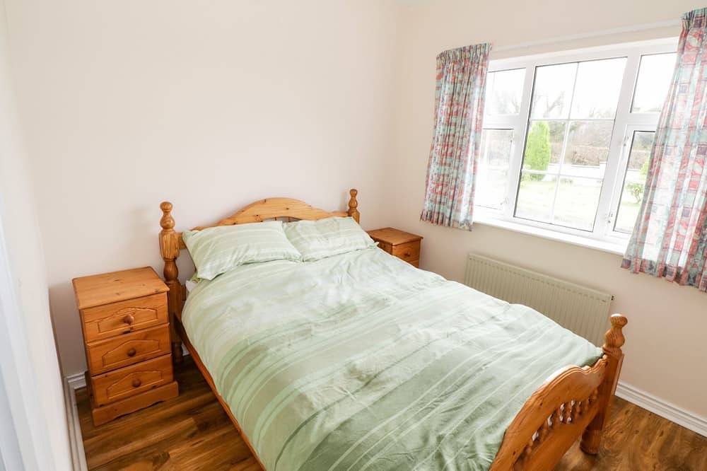 Dromore West Cottage, family friendly in Dromore West, County Sligo in County Sligo