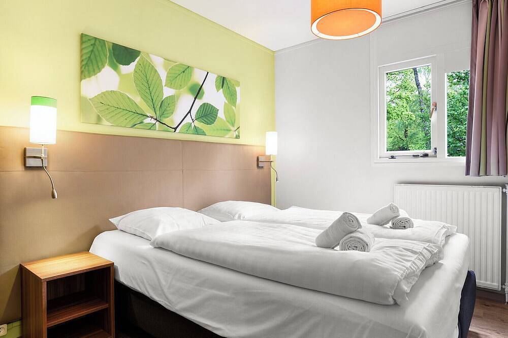 Comfortable 6-person bungalow in Putten, Veluwe