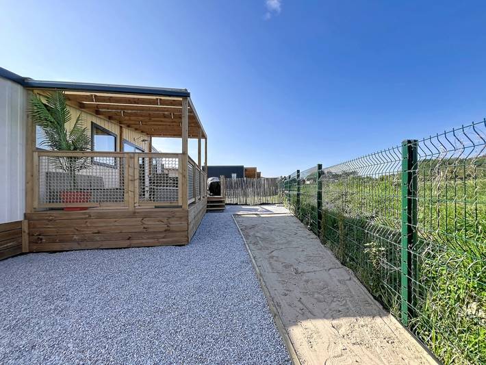 Mobil home pour 6 personnes, avec piscine et terrasse dans Kairon Plage - 4