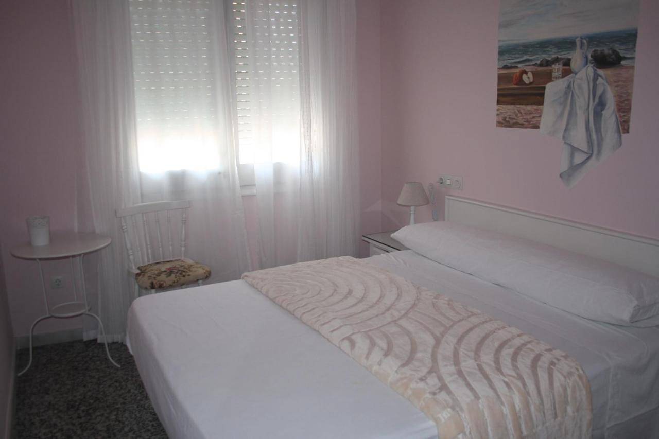 Standard Single Room in Figueras, Haut-Ampurdan