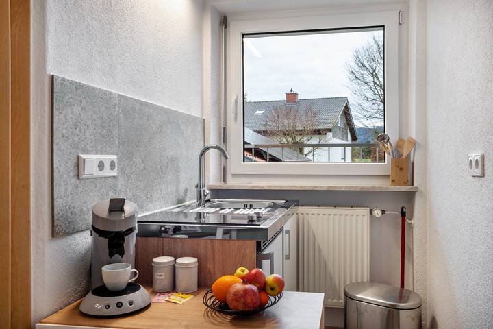 Appartement entier, Appartement "Tina" avec balcon et Wi-Fi in Hergensweiler, Souabe (Bavière)