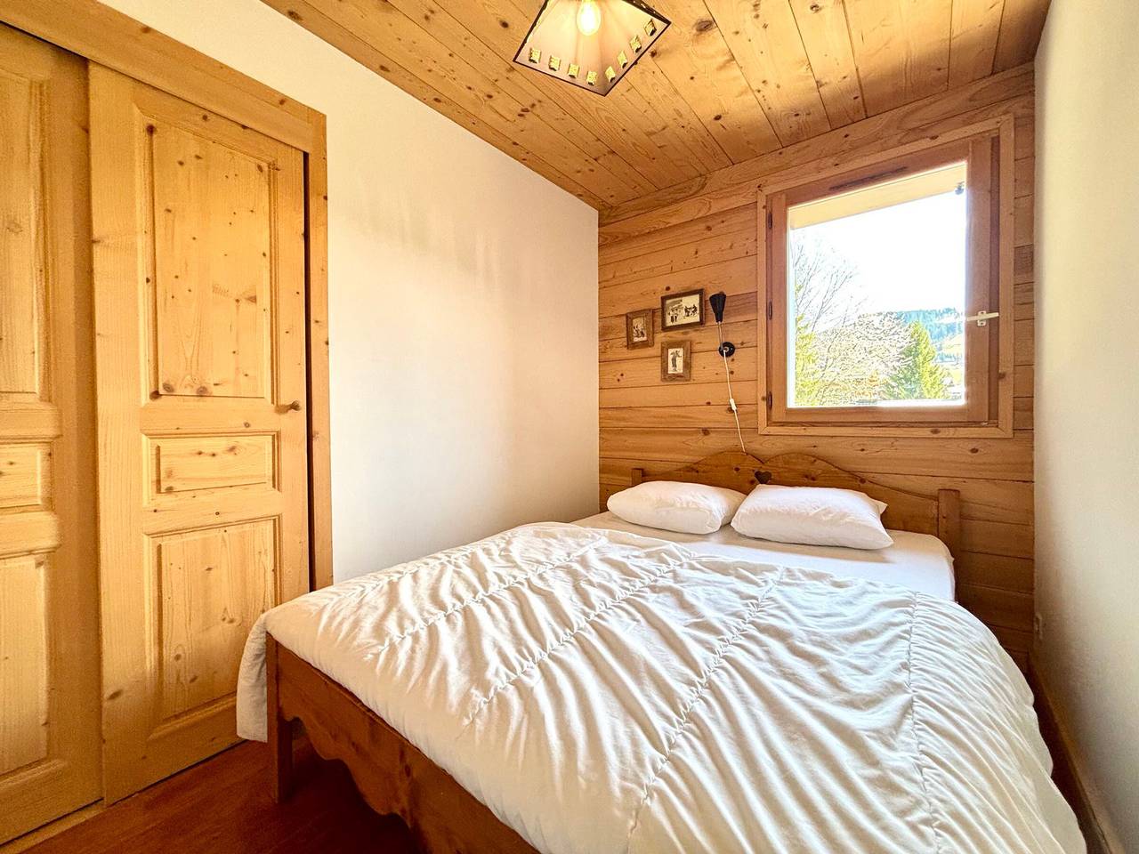 Ganze Wohnung, Charmantes Apartment mit Blick auf Mont Charvin und Parkplatz in Notre-Dame-de-Bellecombe, Albertville und Umgebung