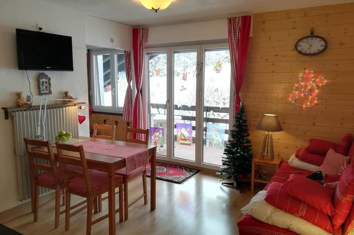 Gîte pour 4 personnes, avec jardin à Vionnaz